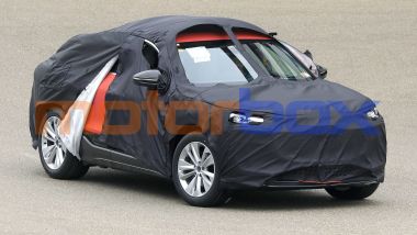 Nuova Audi Q6 e-tron Sportback: capacità di ricarica fino a 350 kW