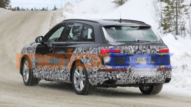 Nuova Audi Q7: dopo l'asfalto i test proseguono sul ghiaccio della Scandinavia