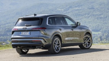 Nuova Audi Q7: la terza generazione del SUV nella variante da 245 CV parte da 87.150 euro