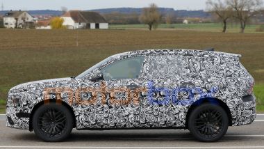 Nuova Audi Q7: misure taglia XL e simili al modello attuale, ma stile ben diverso