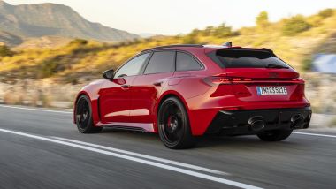 Nuova Audi RS 5: prezzo da 113.500 euro per la Avant e 111.100 euro per la berlina
