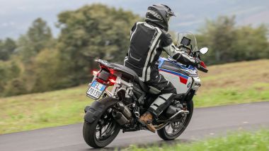 Nuova BME R 1300 GS Adventure: posizione confortevole per lunghe distanze su strada