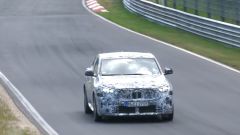 Scheda tecnica e video di nuovo SUV elettrico BMW iX2