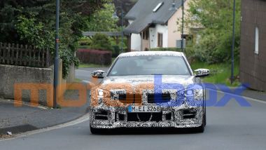 Nuova BMW M2 CS: motore sei cilindri biturbo e potenza superiore a 460 CV