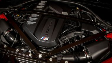 Nuova BMW M2: il sei cilindri da 460 CV