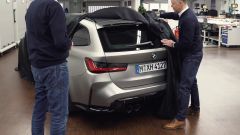 Nuova BMW M3 Touring (2022), in video il semi-unveiling ufficiale