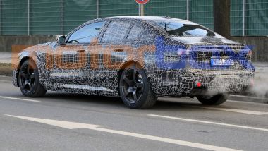 Nuova BMW M5: in arrivo con motore ibrido ricaricabile alla spina