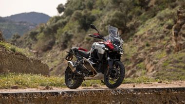 Nuova BMW R 1300 GS Adventure: il colore rosso è quello ''base''