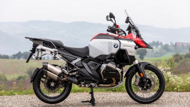 Nuova BMW R 1300 GS Adventure: la versione ''base'' in rosso