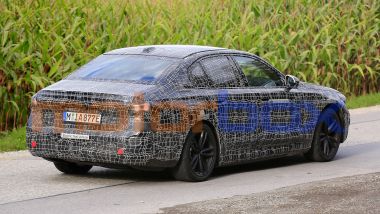 Nuova BMW Serie 5: debutto previsto a fine 2022