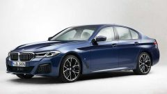 Nuova BMW Serie 5 restyling 2021: foto esterni e news sui motori