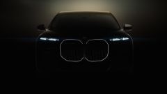 Nuova BMW Serie 7 e i7 (elettrica) 2022: prime foto degli interni