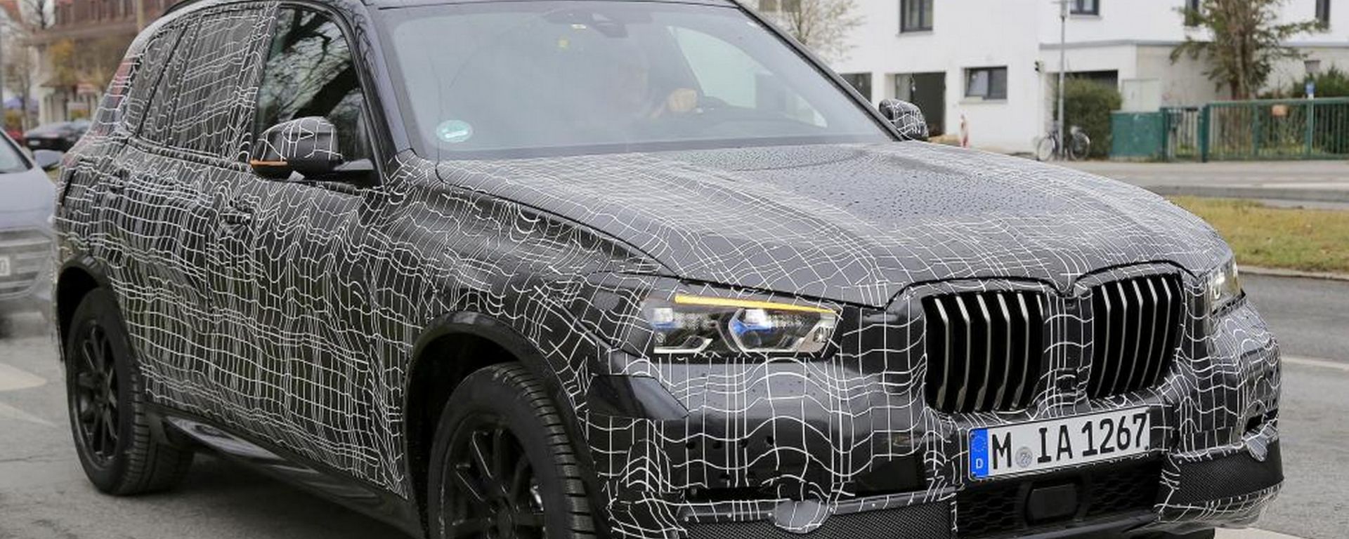 Nuova BMW X5 2018: niente facelift, ecco le immagini spia ...