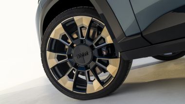 Nuova BMW XM: i cerchi in lega hanno un design esclusivo per questo SUV