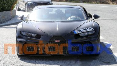 Nuova Bugatti Chiron: visuale frontale