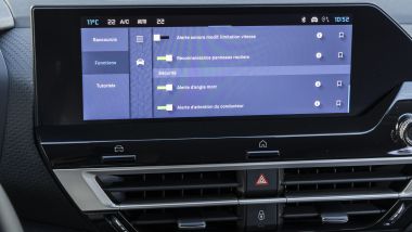 Nuova Citroen C4 2025, l'infotainment da 10''