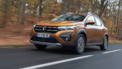 Nuova Dacia Sandero 2021: prezzi, dotazioni, foto e video