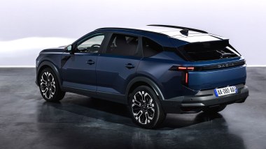 Nuova Dacia Striker: un modello che ripropone l'ottimo rapporto qualità/prezzo della casa
