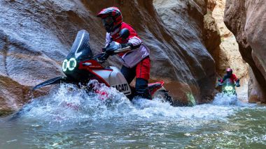 Nuova Ducati DesertX Rally, l'avventura nel DNA