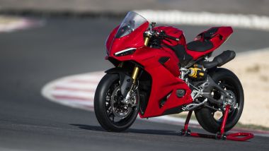 Nuova Ducati Panigale V2: a EICMA 2024 la bicilindrica sportiva anche in versione S