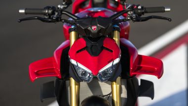 Nuova Ducati Streetfighter V4 2025, le nuove ali sono simili a quelle della Panigale V4 2025