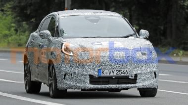 Nuova Ford Puma EV: proseguono i test del crossover a batterie in arrivo a fine 2024