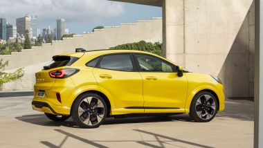 Nuova Ford Puma Gen-E: il B-SUV elettrico dal design sportivo e piacevole