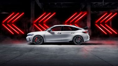 Nuova Honda Civic Type R: visuale laterale