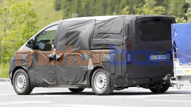 Nuova Hyundai Staria: i prototipi della monovolume coreana durante i collaudi su strada