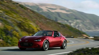 Nuova Mazda MX-5: motori 1,5 litri e 2,0 litri con nuovo differenziale autobloccante