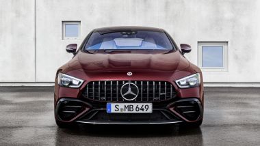 Nuova Mercedes-AMG GT Coupé4 53 4Matic+: visuale frontale