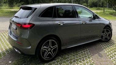 Nuova Mercedes Classe B: cambia lo stile e aggiorna i motori