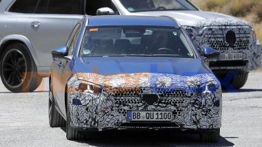 Nuova Mercedes Classe C SW: debutto previsto nel 2026 con un leggero aggiornamento del look