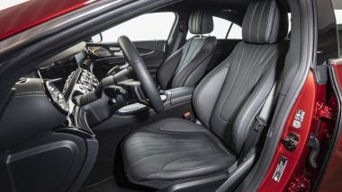Nuova Mercedes CLS 2021: i sedili anteriori super regolabili elettricamente