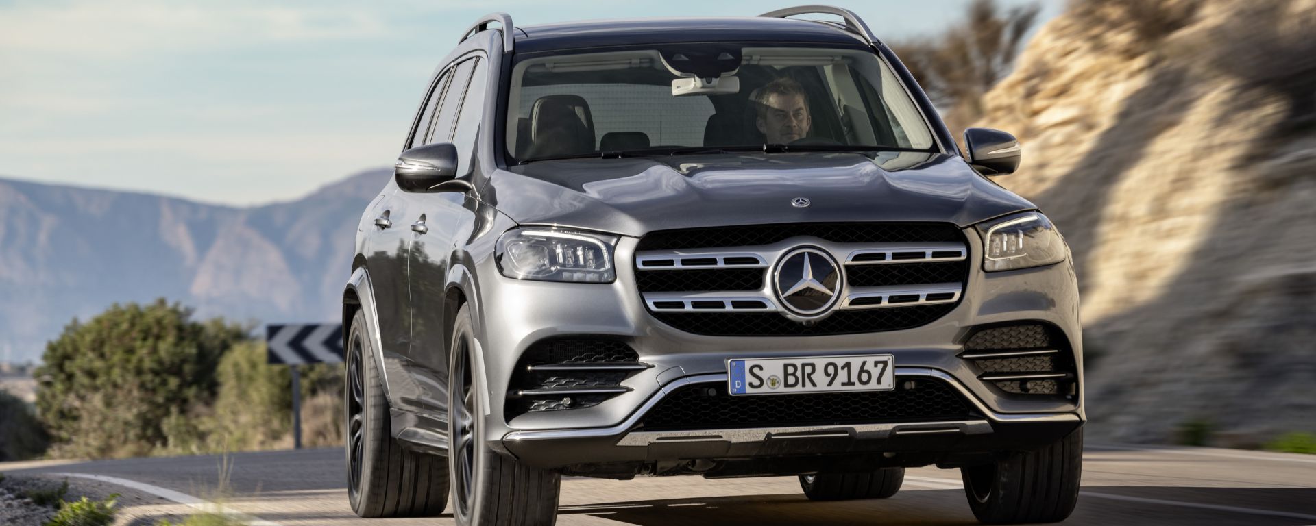Nuova Mercedes Gls 2020 Immagini E Caratteristiche In Anteprima Motorbox