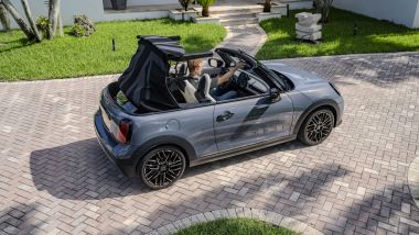 Nuova MINI Cooper Cabrio 2025 - Capote