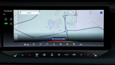 Nuova Nissan Leaf con infotainment Google Automotive