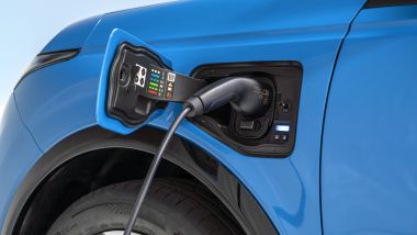 Nuova Nissan Micra: ricarica in CC a 80 o 100 kW e15-80% in 30 minuti