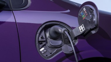 Nuova Nissan Pixo: ricarica in corrente continua fino a 50 kW