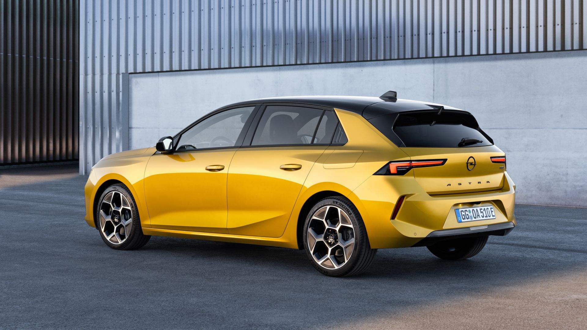 Nuova Opel Astra 2022: esterni, interni, motori, uscita. Video - MotorBox