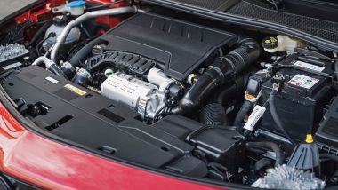 Nuova Opel Astra: il vano motore 