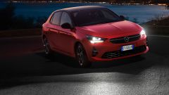 Opel Corsa fari Intellilux Matrix LED: come funzionano? Il prezzo