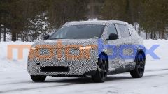 Scheda tecnica e foto di nuovo SUV elettrico Peugeot 5008