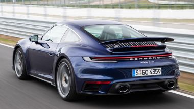 Nuova Porsche 911 ibrida: iniziano i collaudi dei prototipi con una Turbo speciale