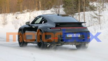 Nuova Porsche 911 restyling: paraurti smussati nella parte bassa