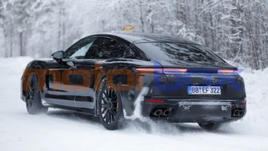 Nuova Porsche Panamera: in arrivo il restyling della sportiva a quattro porte tedesca