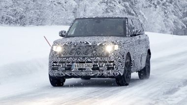 Nuova Range Rover 2020: versioni elettrificate e forse una 100% EV