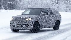 Nuova Range Rover 2020: le foto spia del SUV a passo lungo