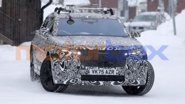 Nuova Range Rover Velar: architettura a 800 Volt e ricarica super veloce
