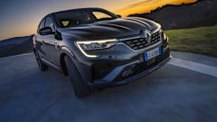 Nuova Renault Arkana 2021: la prova in video del SUV/coupé